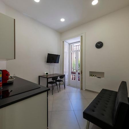 Casa Vacanze Nemesi Tyche ซาแลร์โน ภายนอก รูปภาพ